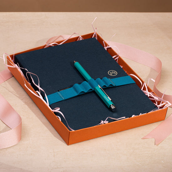 Notebook Pen and band gift set