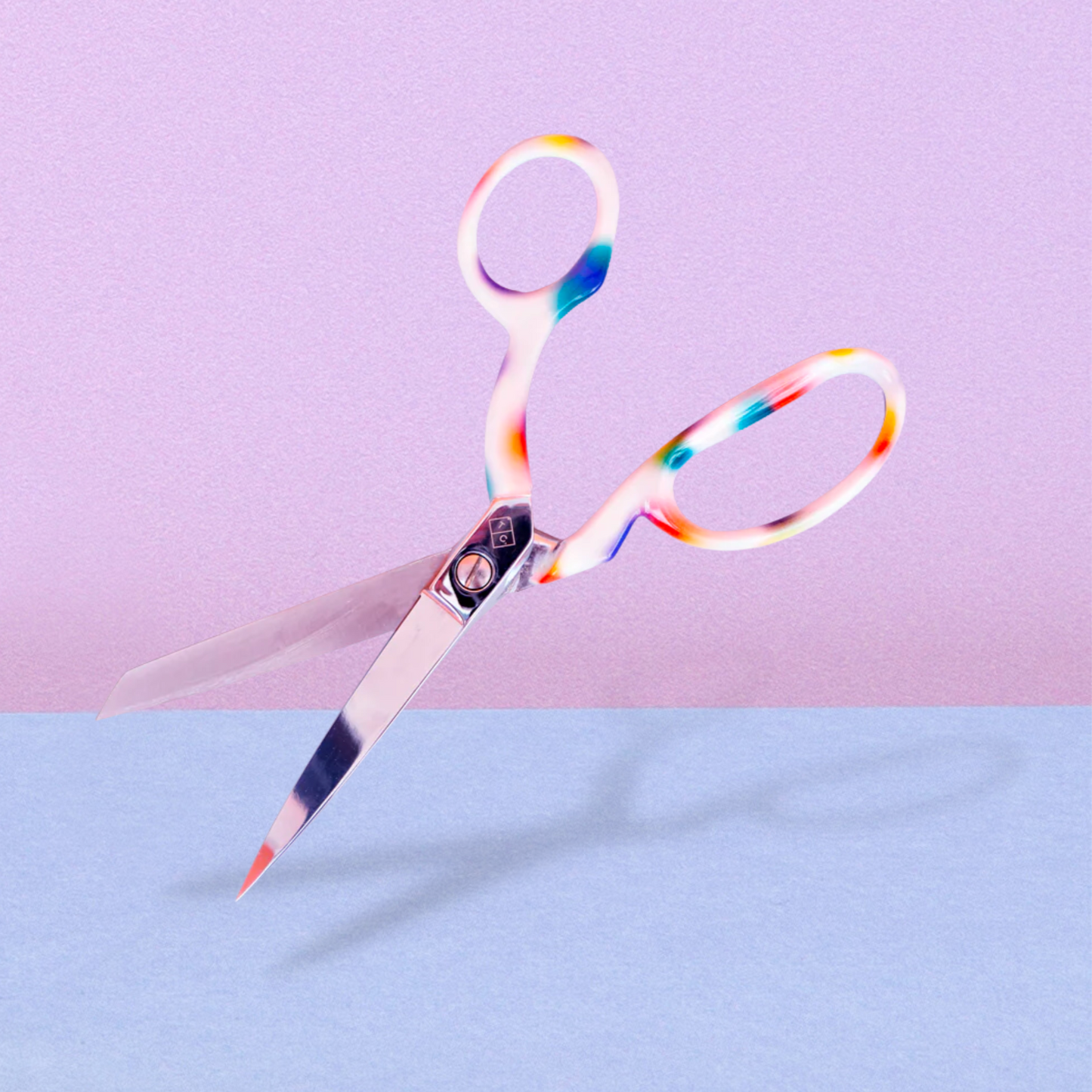 Scissors in Gradient