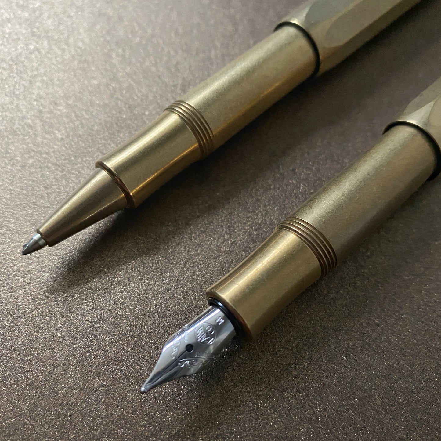 Aluminium Sport Fountain Pen - Deep Red