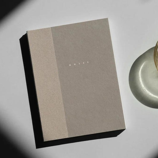 2025 Klasyk Weekly Diary - Earth