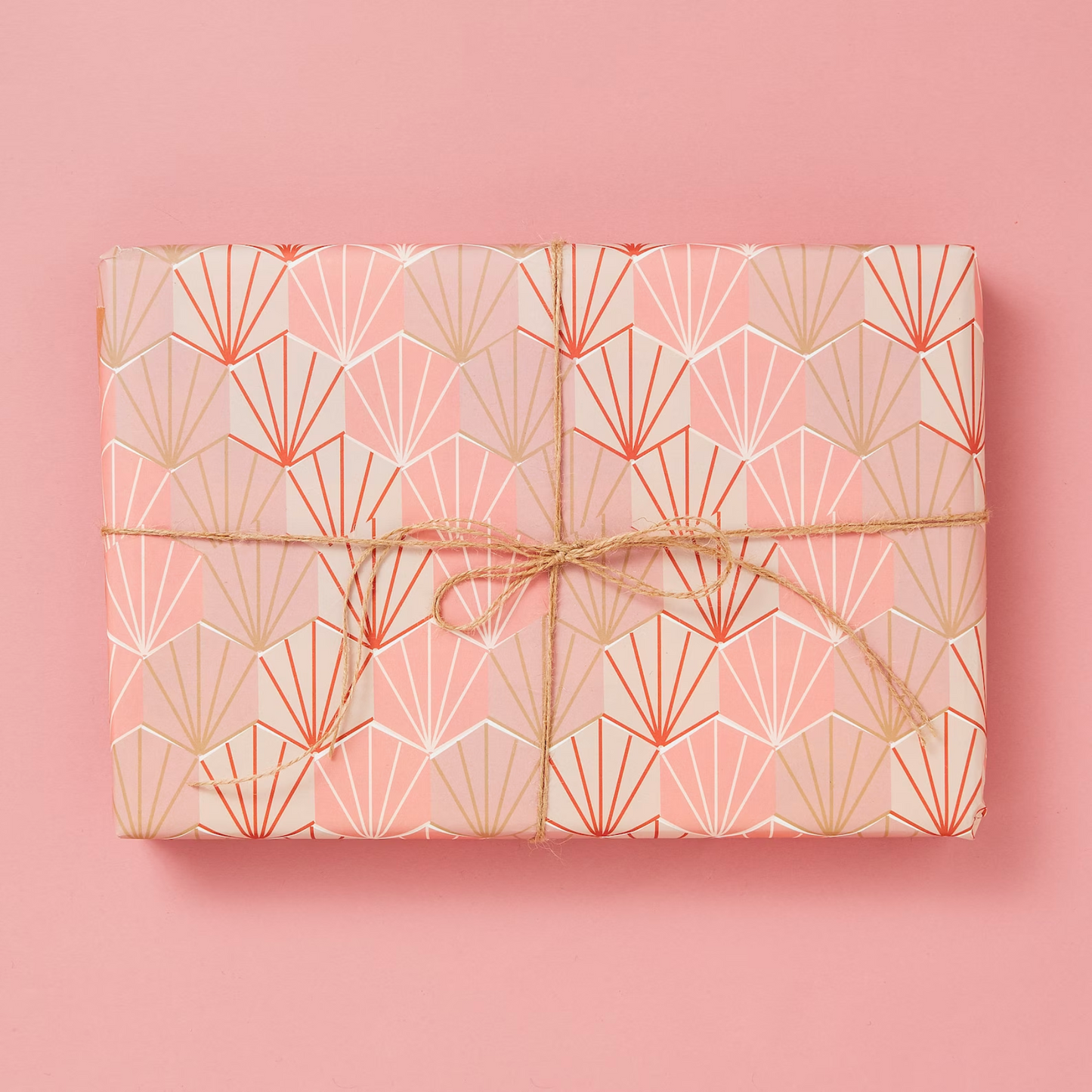 Deco shells in pink gift wrap