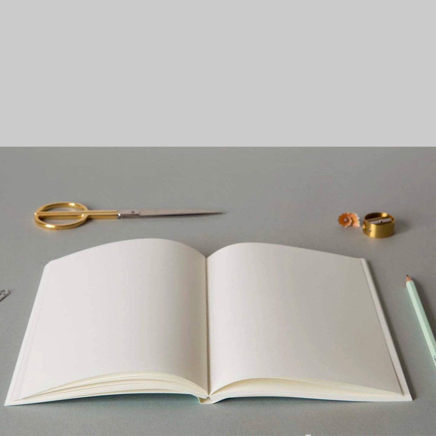 Medium layflat notebook ruled pages