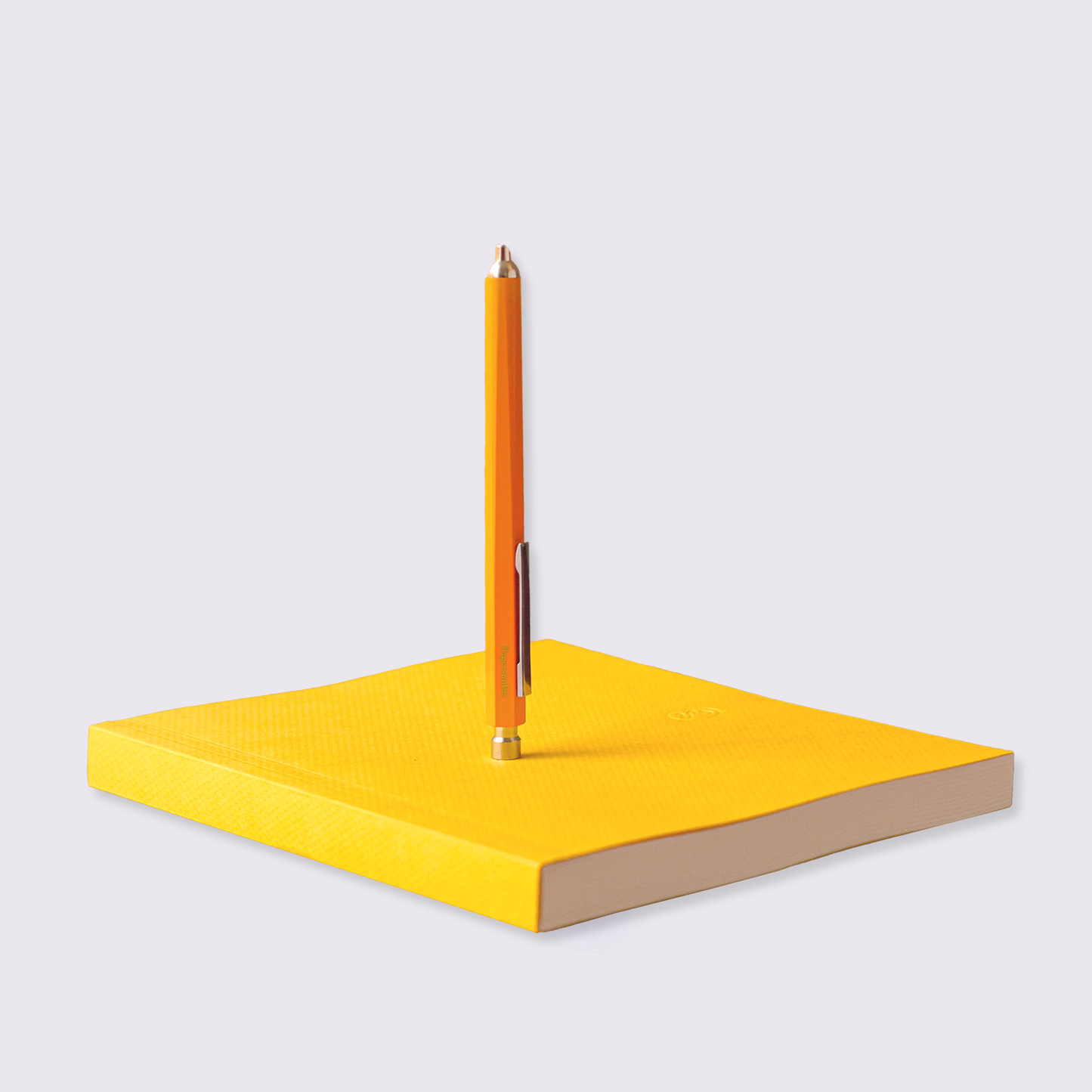 Yolk Notebook and Pen Duo - Primo Gel Pen / Dot Grid Paper