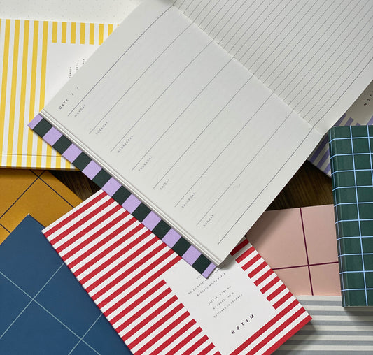 Uma Weekly Planner - Green & Rose