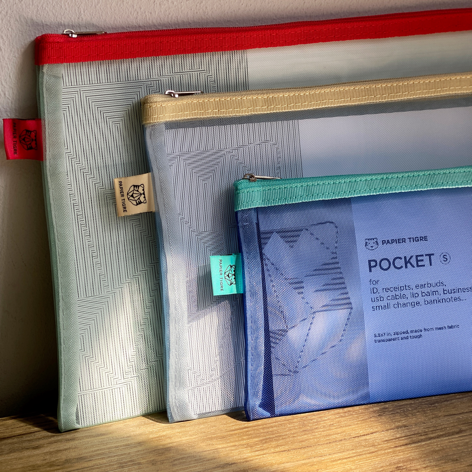 Laptop Case Mesh Green and Blue